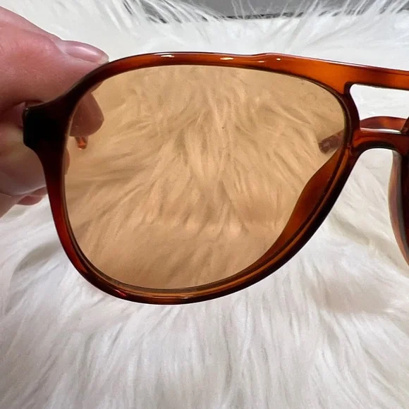 Le Specs Tragic Magic Sunglasses in Toffee Tort Amber Tint - 2452440